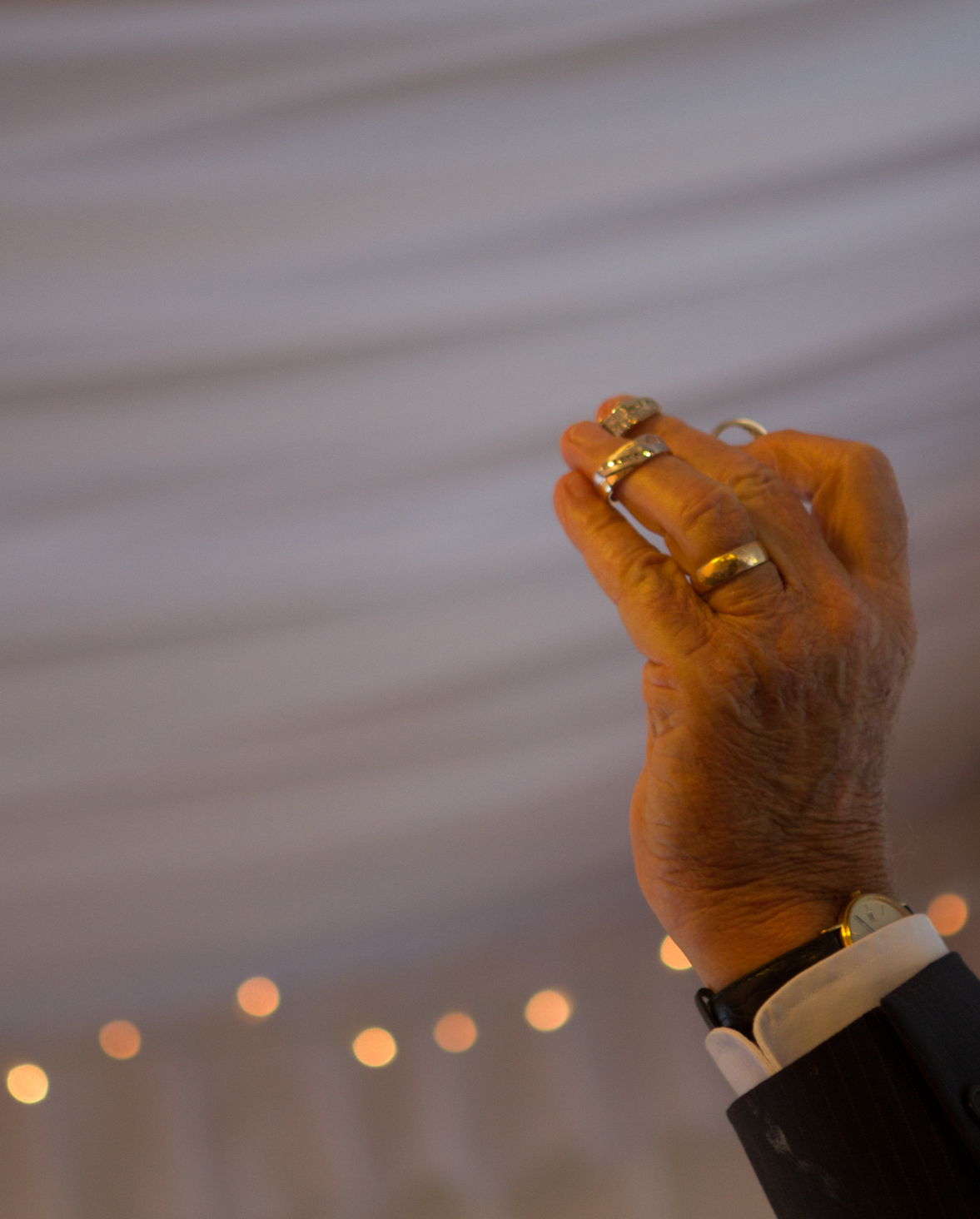 9b8cff862f110e5e0a1f5e65d0607a4e