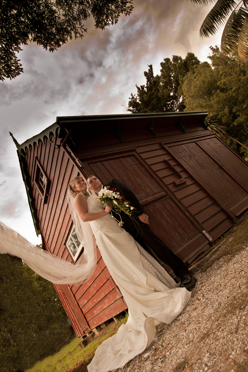 0d46e7f3068ed43762d91400193edd68