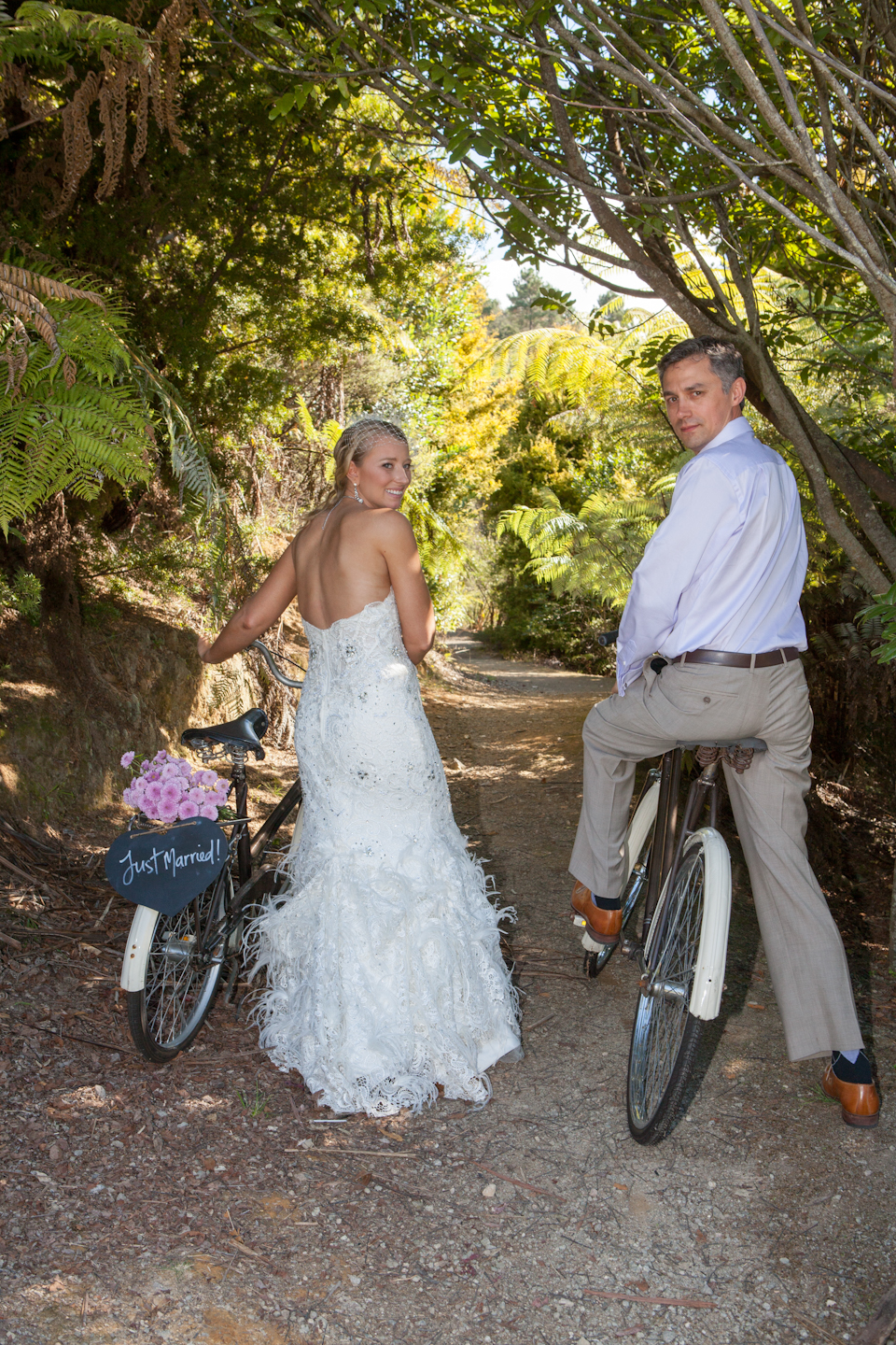 51951ebd9cdd153d7aba32685f0a83d6